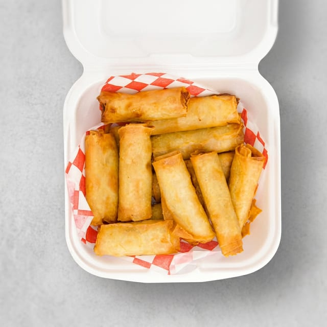 Pork Lumpia (12 Pieces).